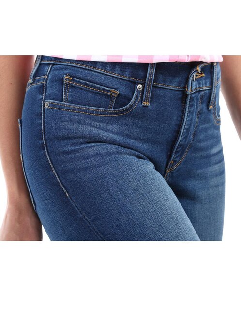 Jeans straight Levi's 314 claro corte media cintura para mujer en Liverpool