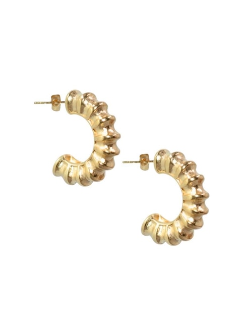 Aretes de media luna Yoiko Life Style con acabado brillante