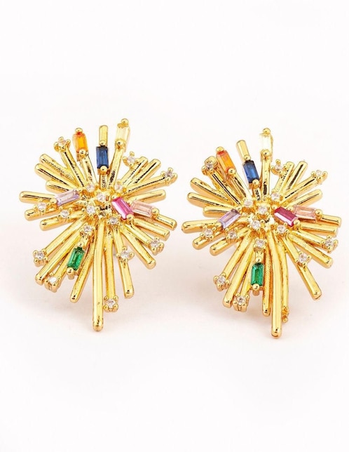 Aretes de estrella Yoiko Boreal con acabado baño de oro zirconia