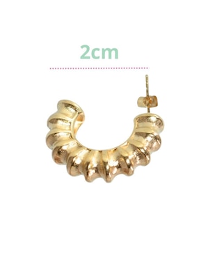 Aretes de media luna Yoiko Life Style con acabado brillante