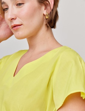 Blusa Linea Pura manga corta para mujer