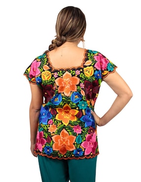 Blusa Teya Artesanal sin manga para mujer