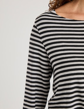 Playera manga larga Lieb cuello ojal para mujer