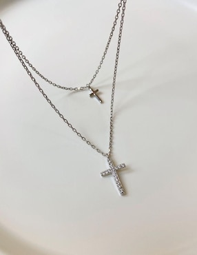 Collar de cruz Yoiko Clemence de plata P 925
