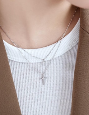 Collar de cruz Yoiko Clemence de plata P 925