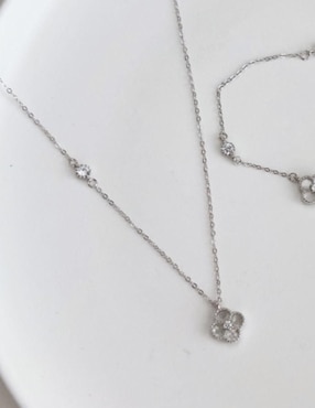 Collar de flor Yoiko Coralie de plata P 925