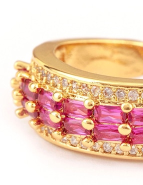 Anillo Yoiko Halo zirconia con acabado baño de oro 18 k
