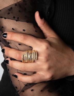 Anillo Yoiko Diva zirconia con acabado baño de oro 18 k