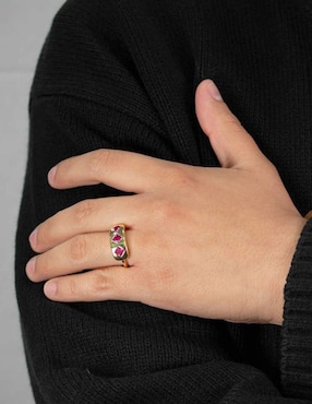 Anillo Yoiko Eloria Golden zirconia con acabado baño de oro