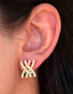 Broqueles de cruz Yoiko Nexo con acabado baño de oro zirconia