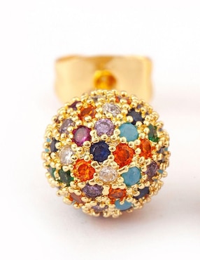 Broqueles redondos Yoiko con acabado baño de oro 18 K zirconia