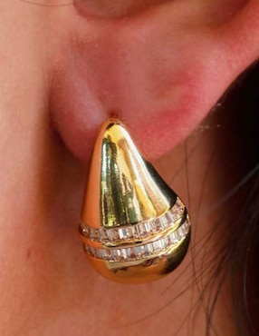Broqueles de gota Yoiko Gem Duo Golden con acabado baño de oro zirconia