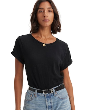 Playera manga corta Levi's cuello redondo para mujer