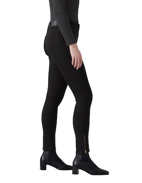 Jeans skinny Levi's 311 Shp Zip Hem Soft Black para mujer