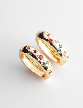 Arracadas Yoiko Flarelle con acabado baño de oro 18 K zirconia