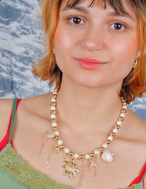 Collar de coral Yoiko Solarelle de baño de oro 18 K
