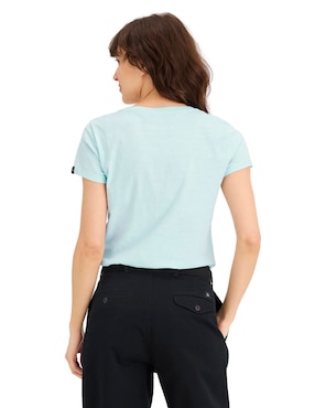 Playera manga corta Dockers cuello V para mujer