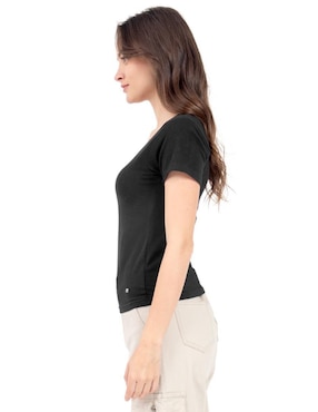 Playera manga corta Quarry cuello redondo para mujer