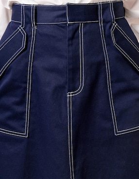 Falda midi Linea Pura a la cintura