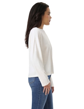 Playera manga larga Levi's cuello redondo para mujer