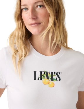 Playera manga corta Levi's cuello redondo para mujer