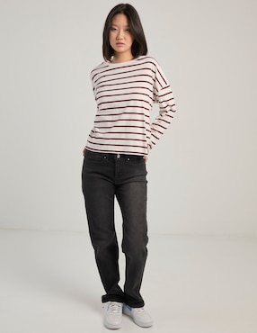 Playera manga larga Levi's cuello redondo para mujer