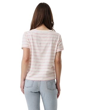 Playera manga corta Levi's cuello redondo para mujer