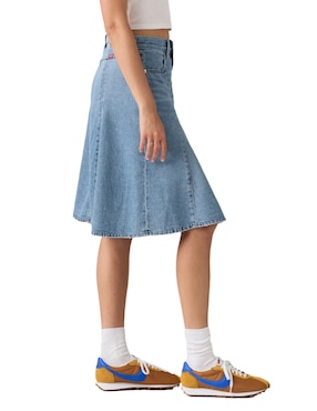Falda a la rodilla Levi's a la cintura