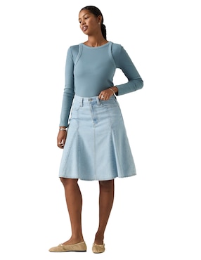 Falda a la rodilla Levi's a la cintura