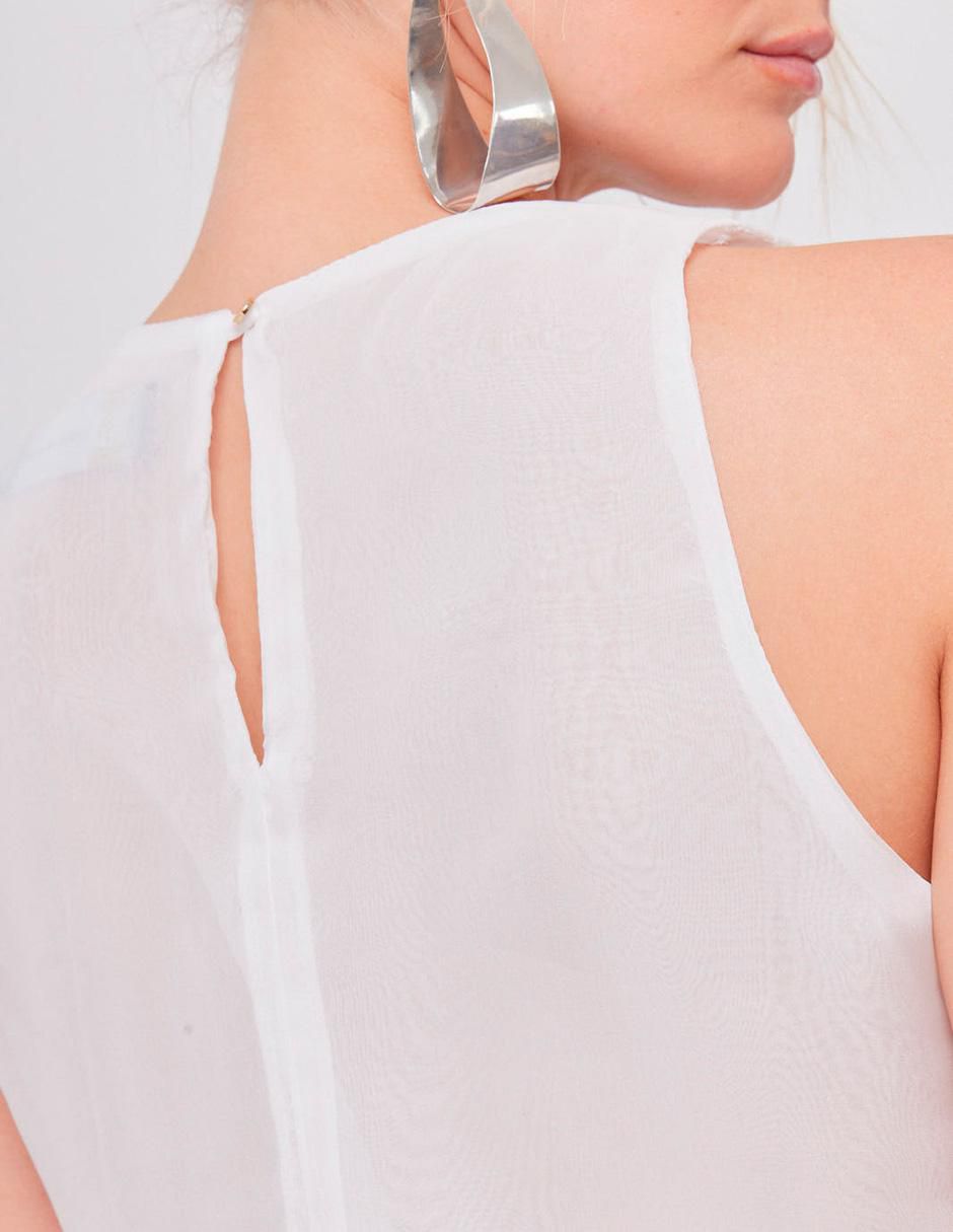 Top cuello redondo escote espalda con broche 5