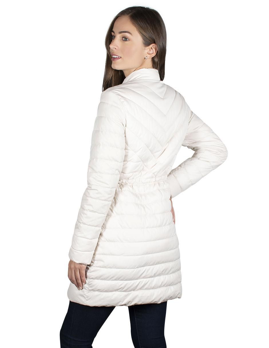 Chamarra acolchada impermeable para mujer 4