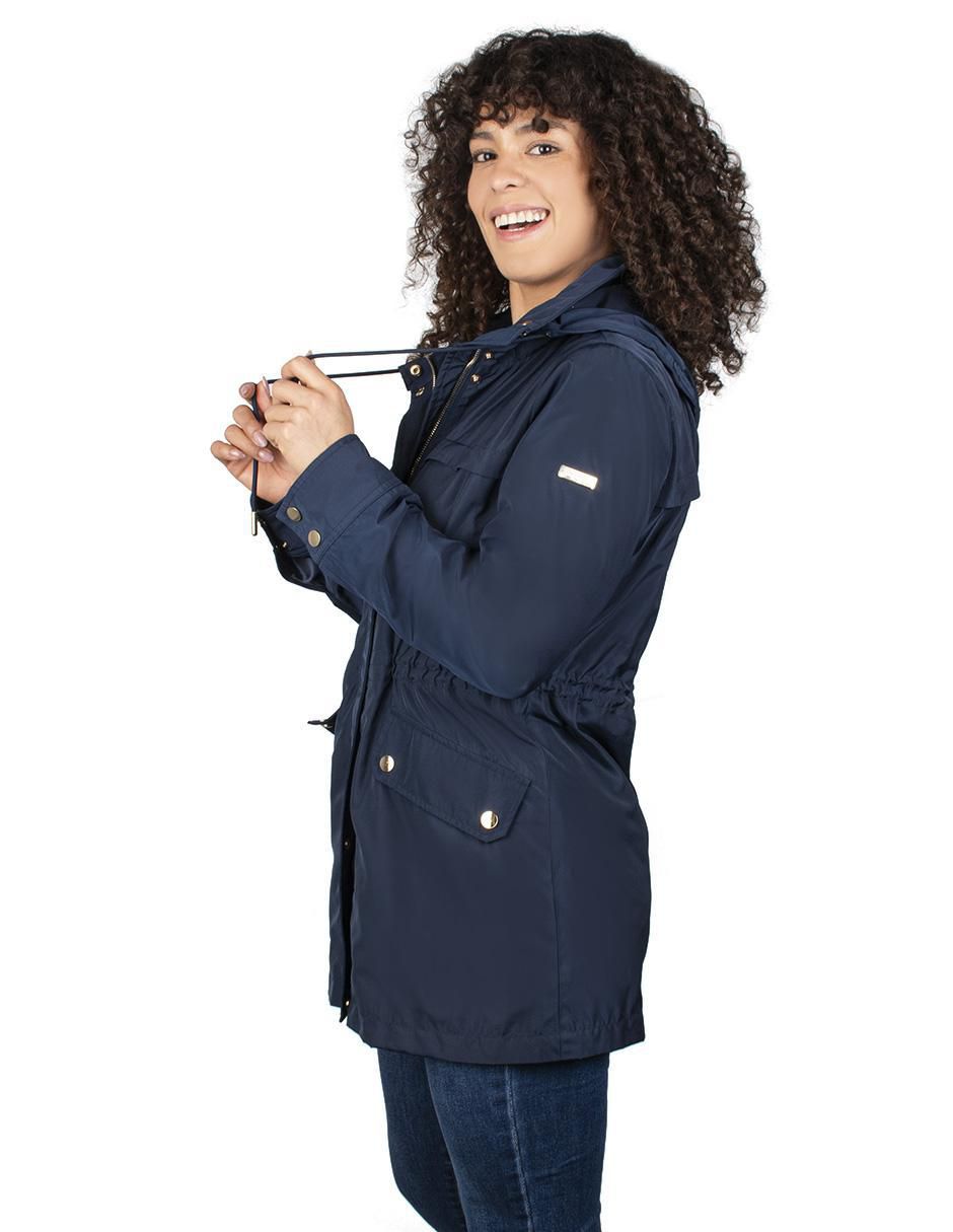 Chamarra impermeable para mujer 3