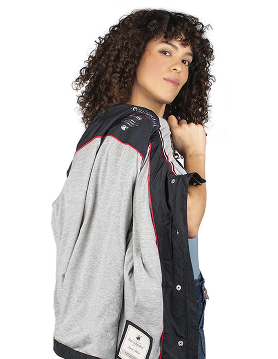 Chamarra Impermeable para mujer 7