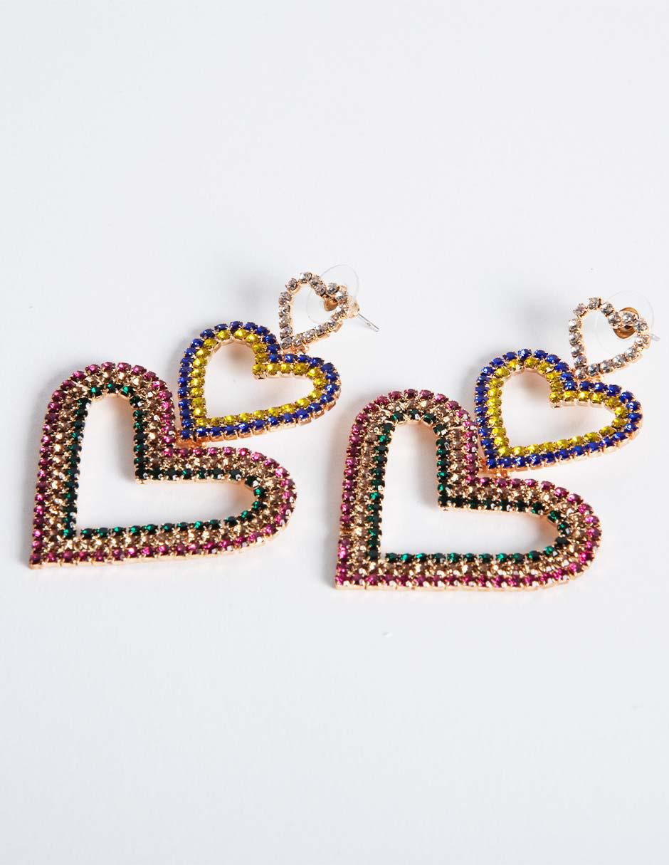 Aretes de corazón Dil con acabado brillante fantasía 2