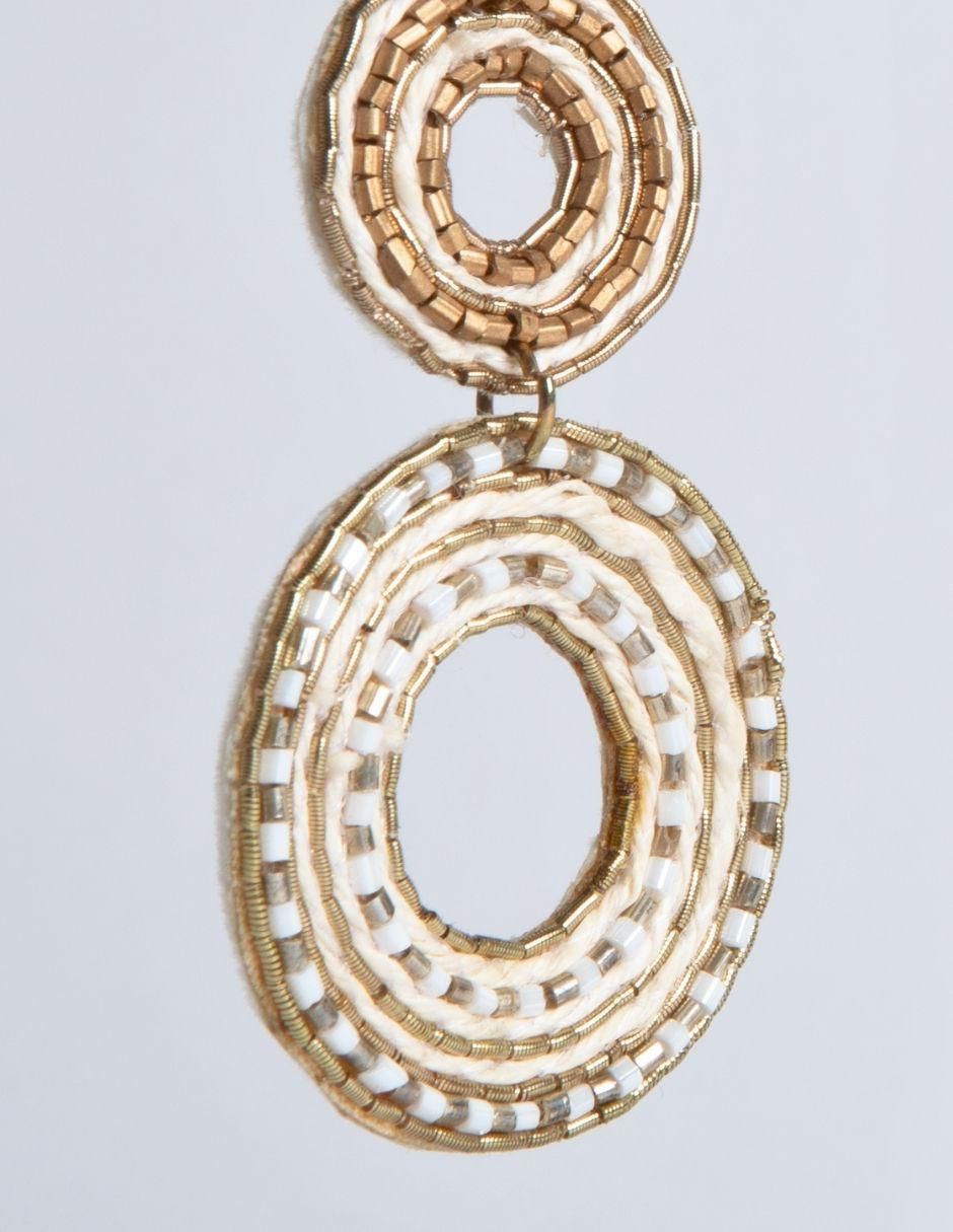 Aretes circulares Mahila con acabado brillante 4