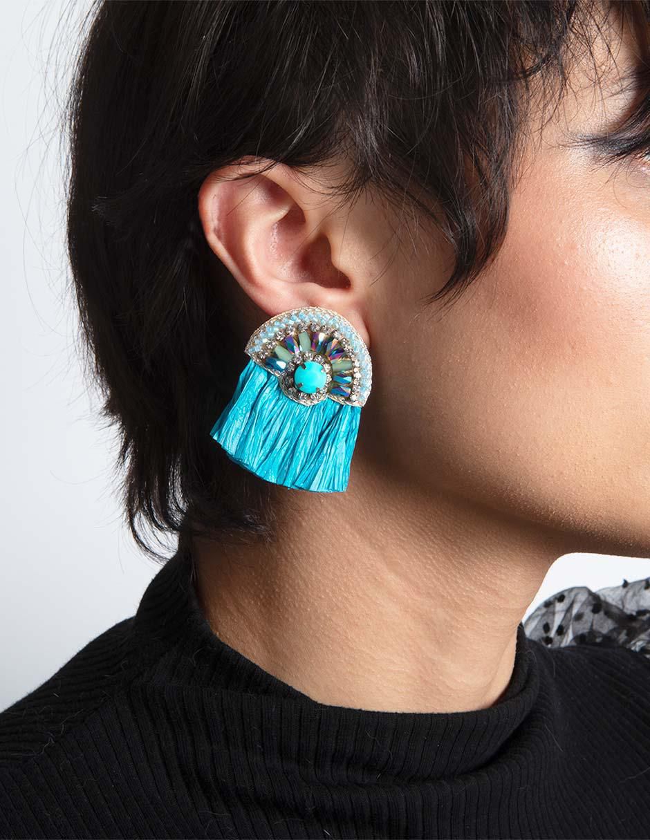 Aretes de abanico con acabado mate 3