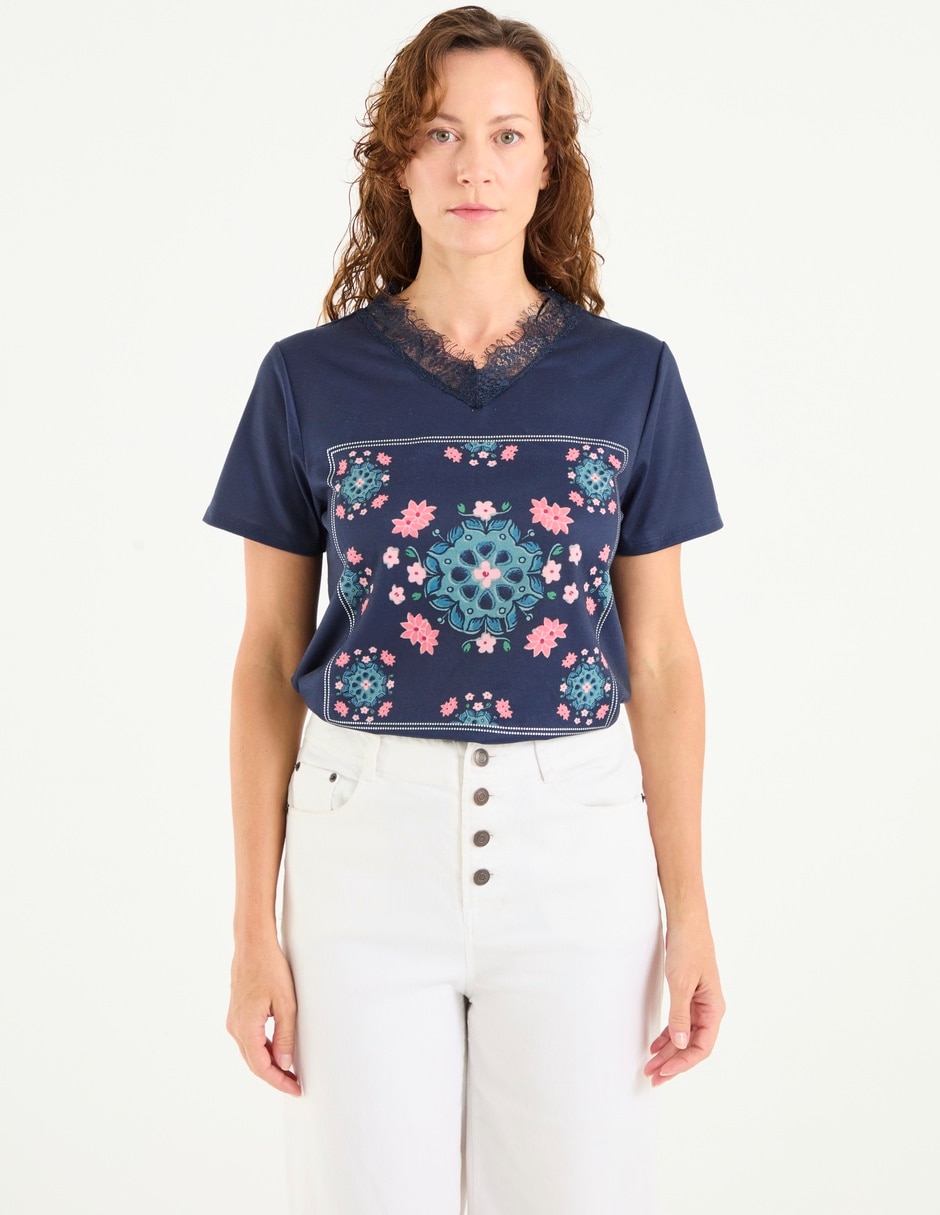 Playera manga corta cuello V para mujer