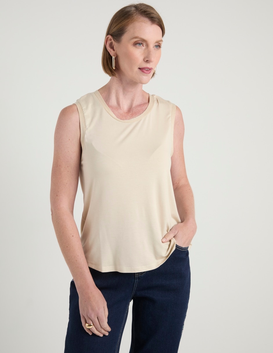 Playera sin manga cuello redondo para mujer Playera sin manga cuello redondo para mujer