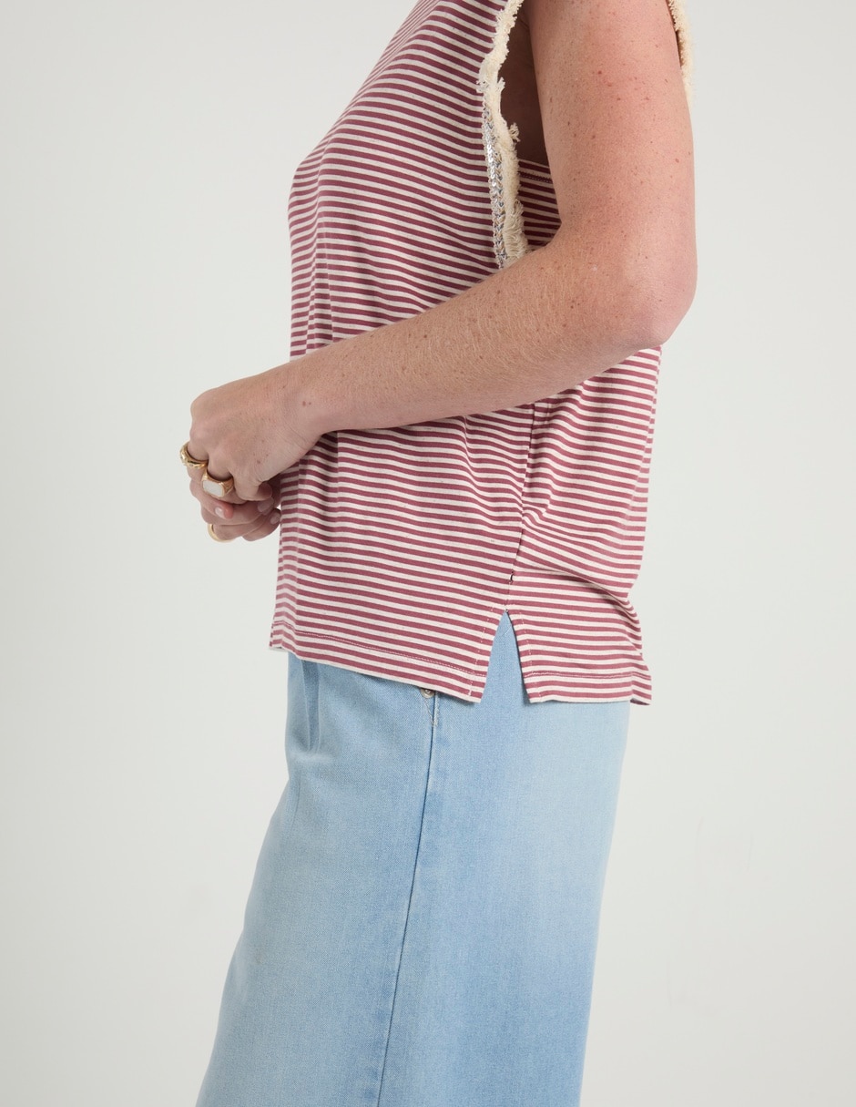 Playera cuello redondo para mujer 5