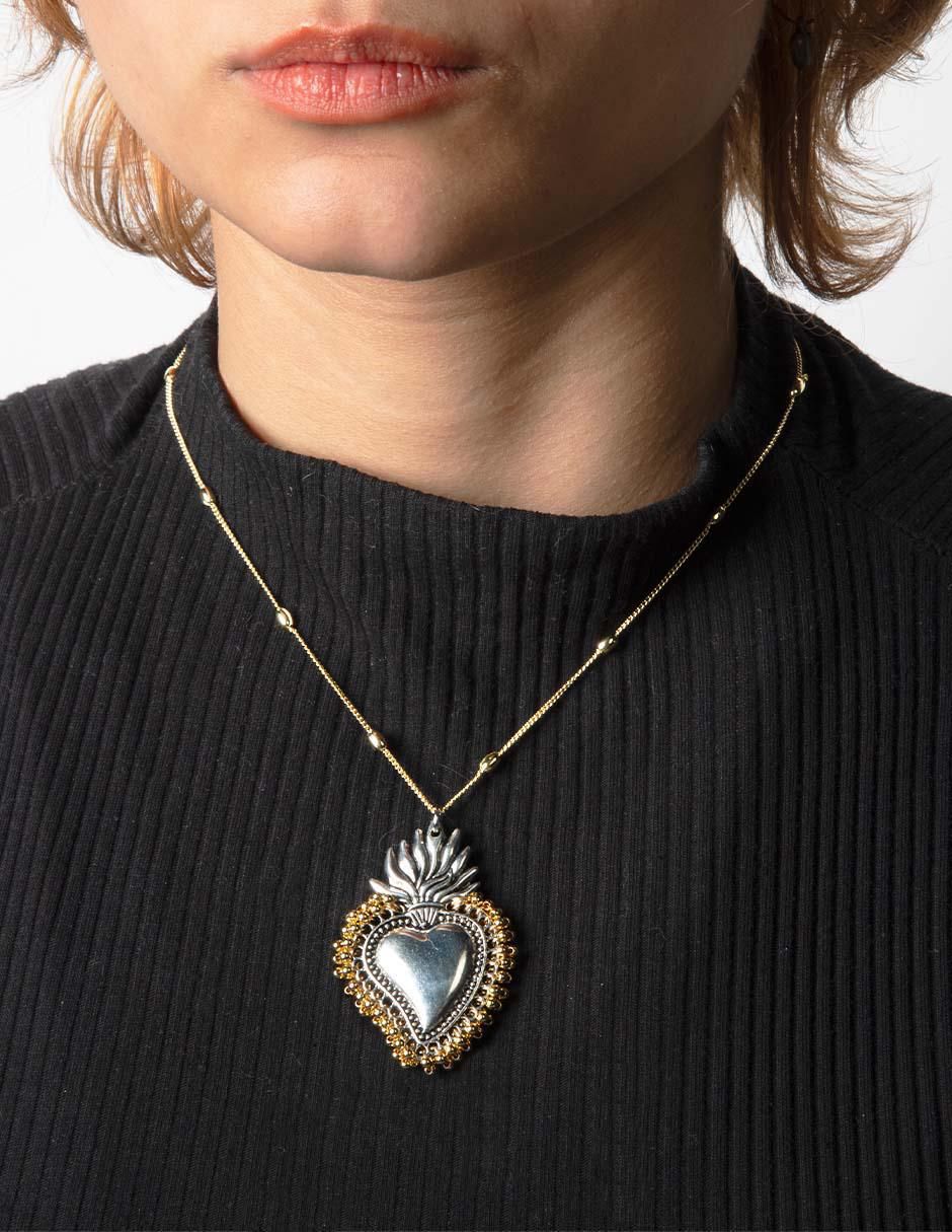 Collar de corazón Milagritos 4