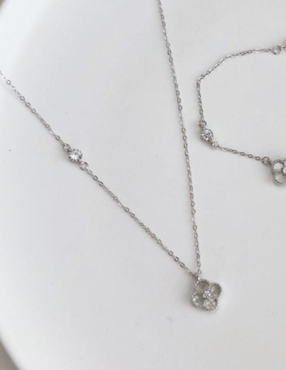 Collar de flor Coralie de plata P 925 4