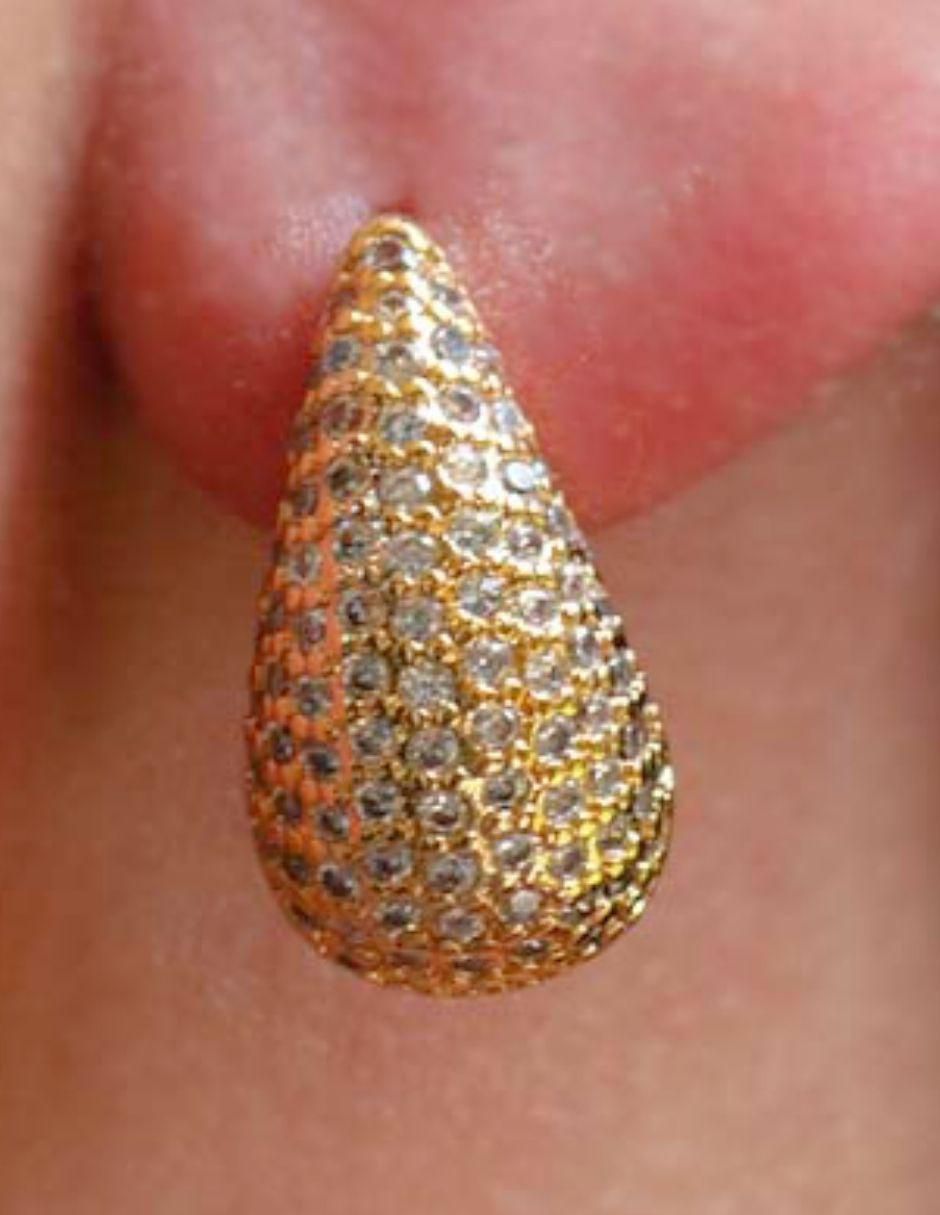 Broqueles de gota Vistelle con acabado baño de oro zirconia 4