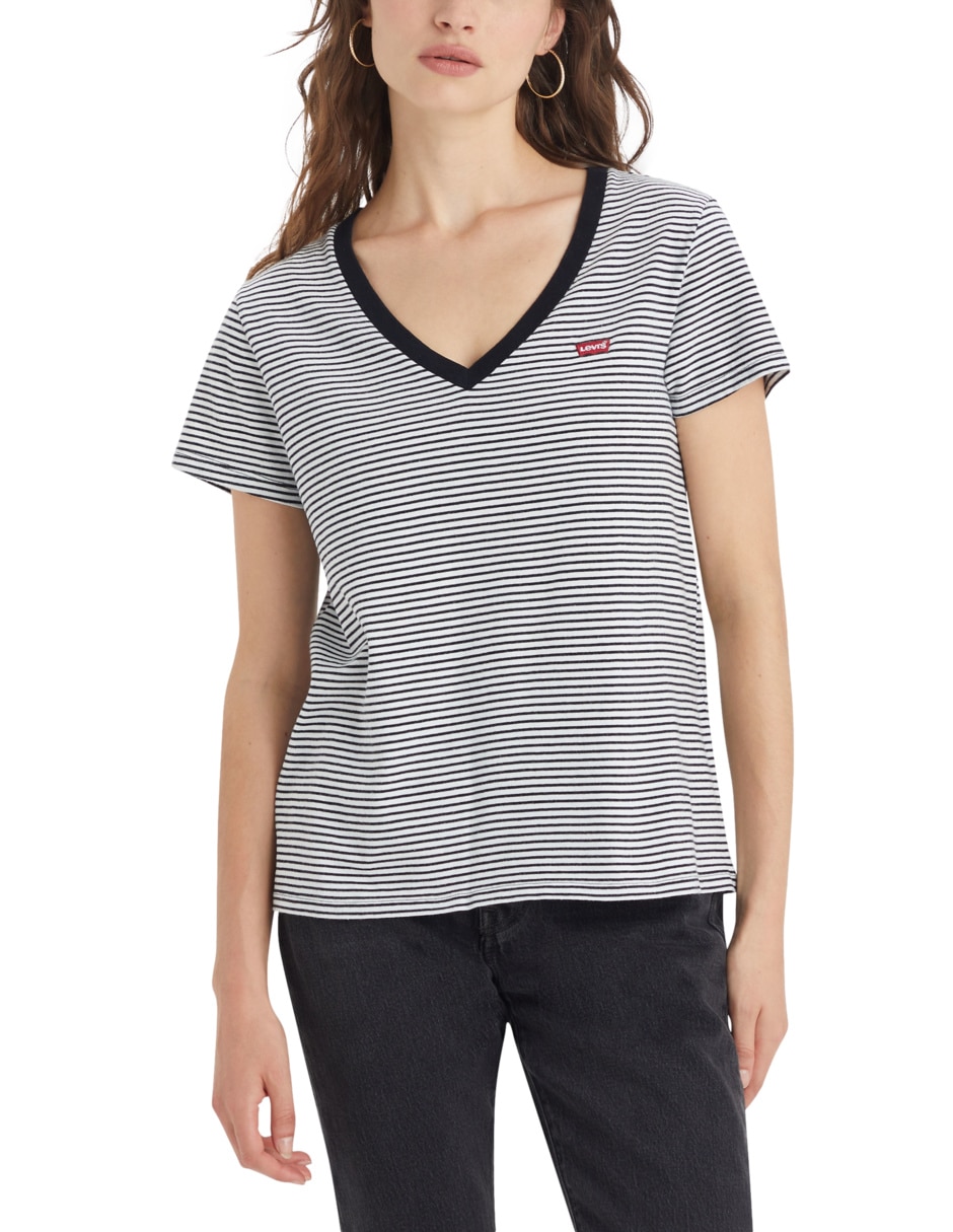 Playera manga corta cuello V para mujer