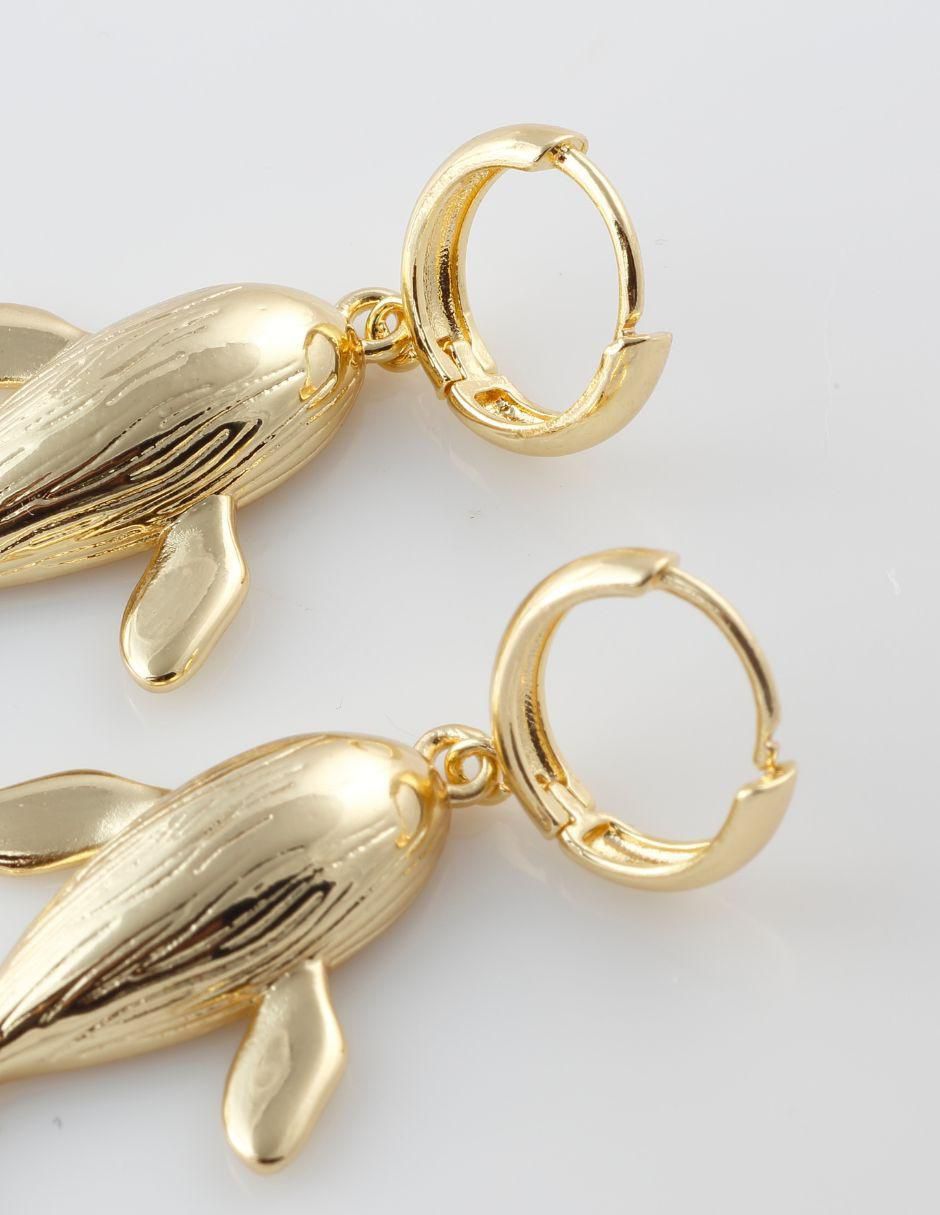 Aretes largos de ballena Ballenia baño de oro 18 k 2