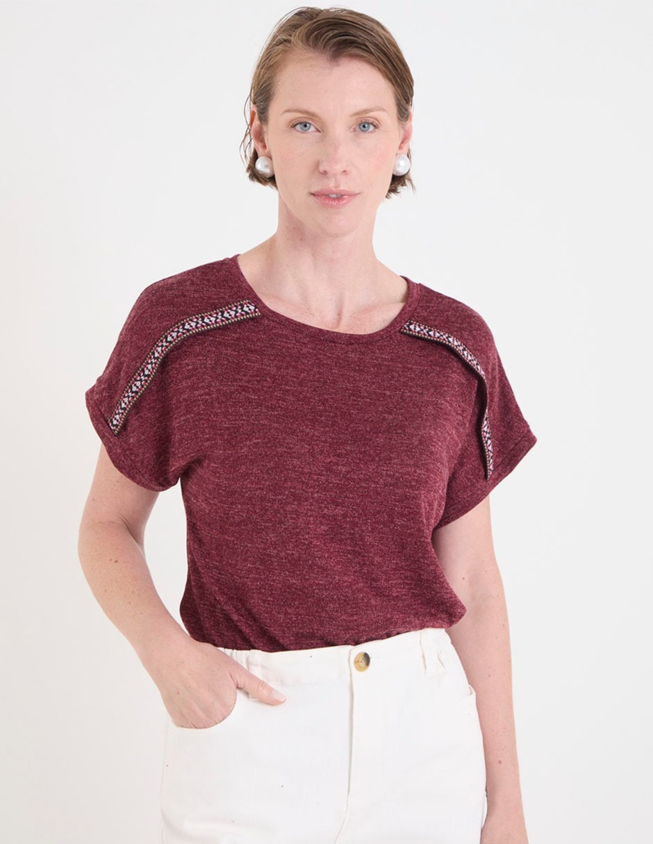 Playera manga corta cuello redondo para mujer