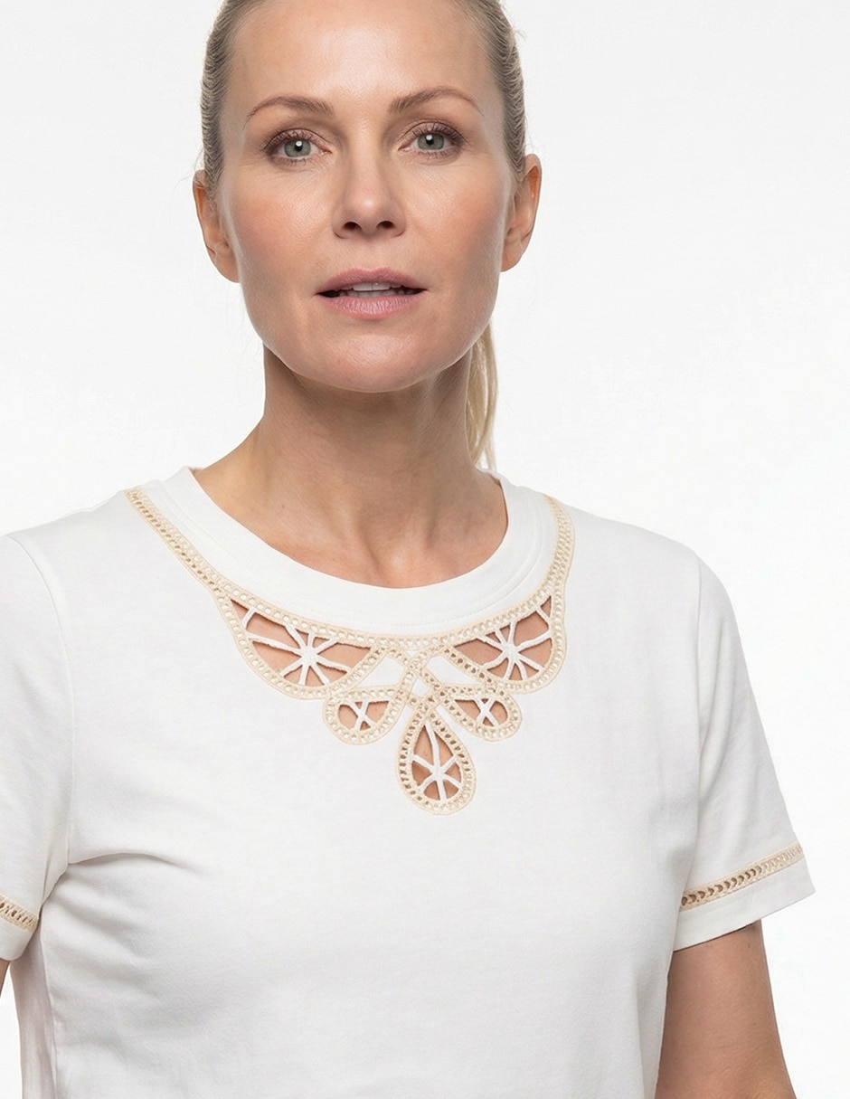 Playera manga corta cuello redondo para mujer 7