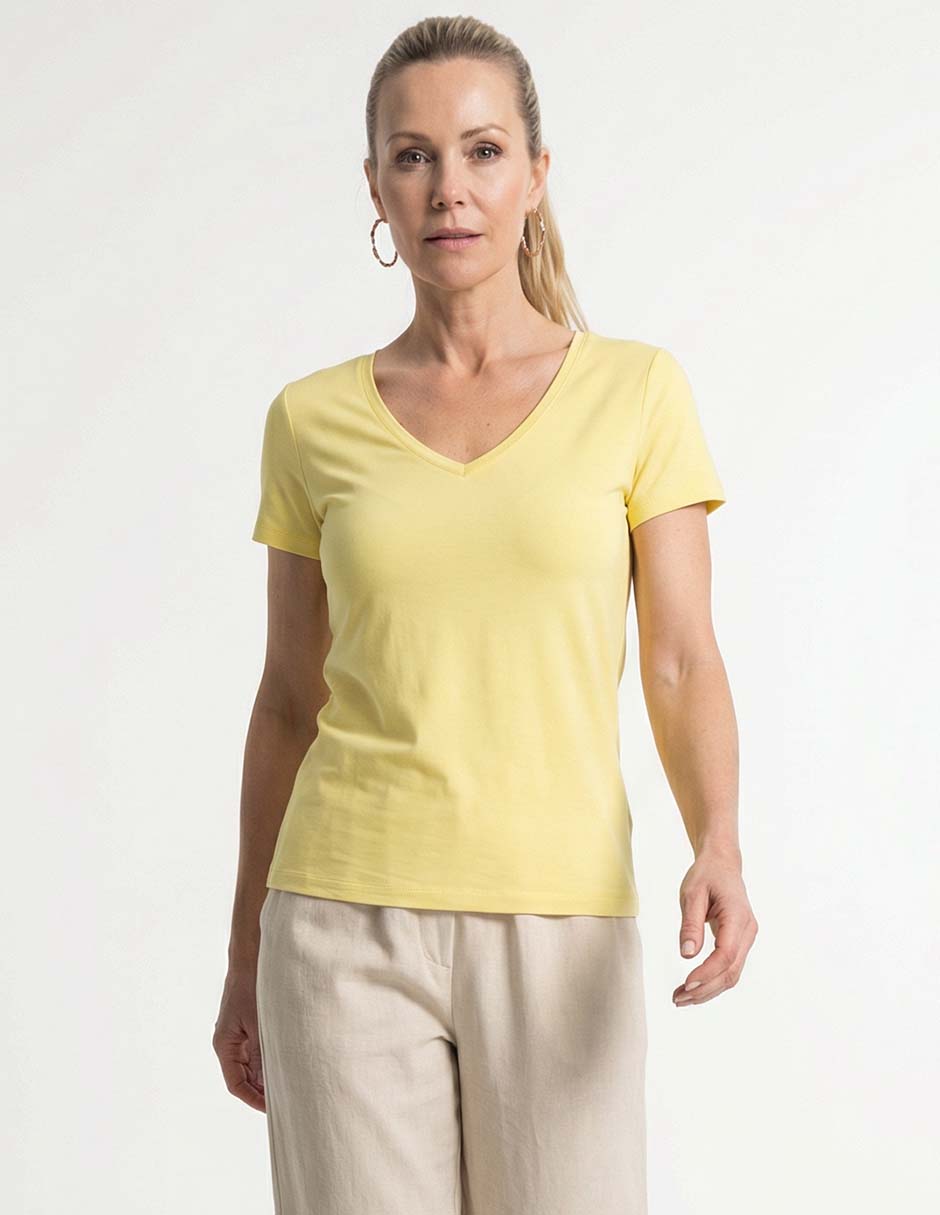 Playera manga corta cuello V para mujer