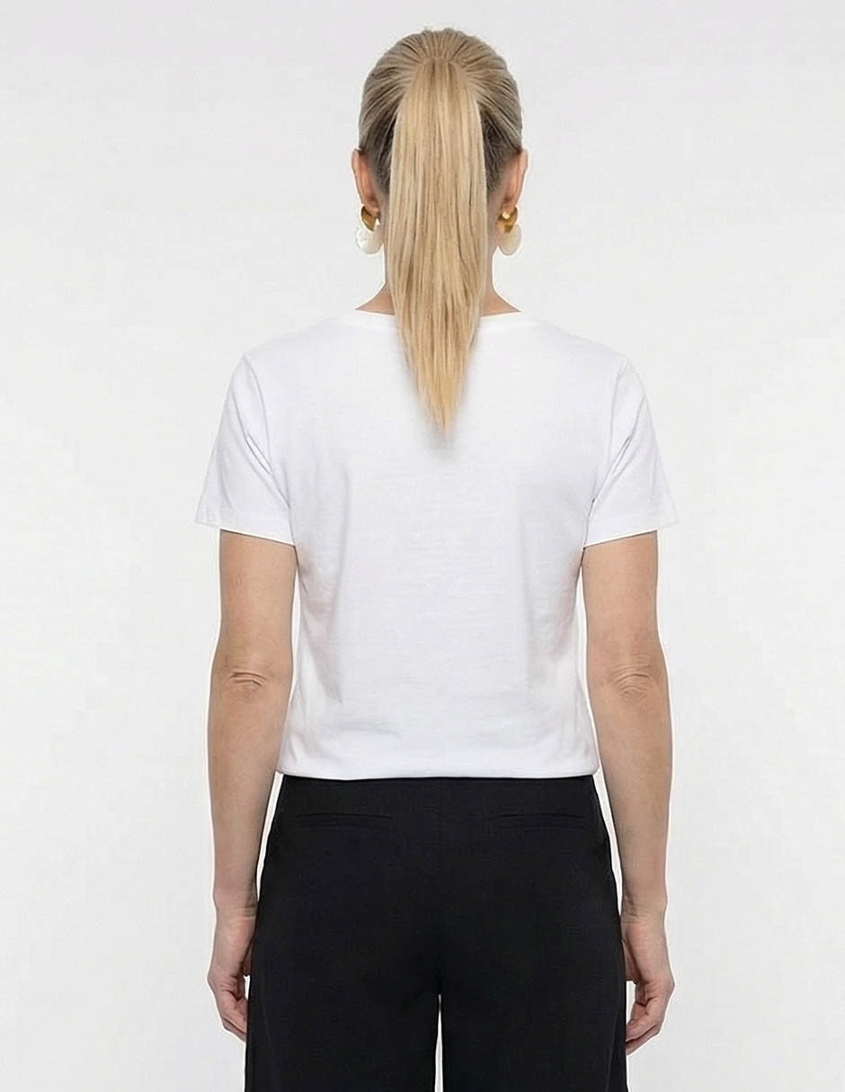 Playera manga corta cuello redondo para mujer 2