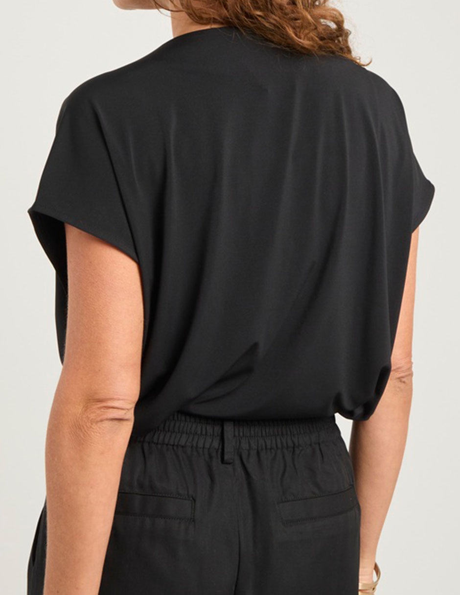 Blusa manga corta para mujer 5