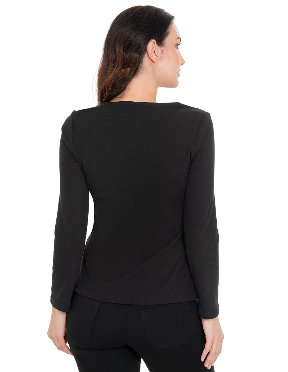 Playera manga larga cuello con escote para mujer 3